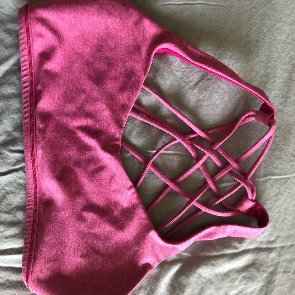 Lululemon sports bra